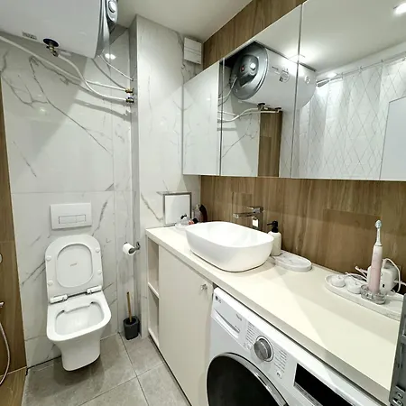 With Amazing Views *